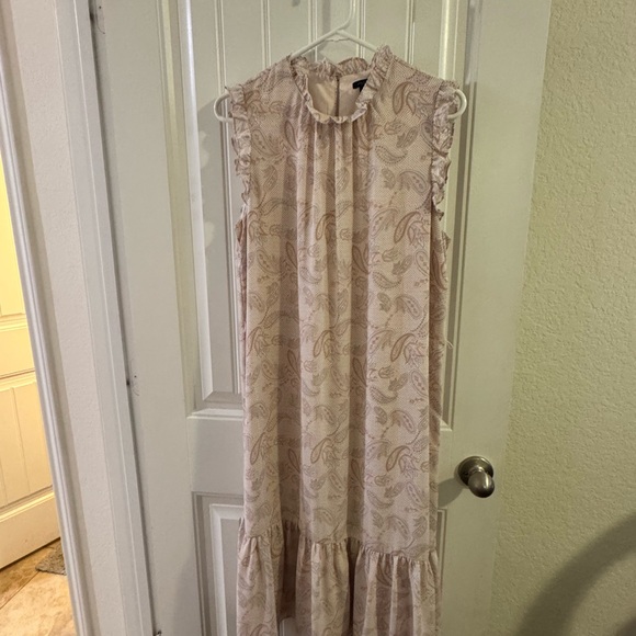 Ann Taylor Light Pink and Baby Blue Paisley/Floral Patterned Midi Dress Ruffled - Picture 2 of 11